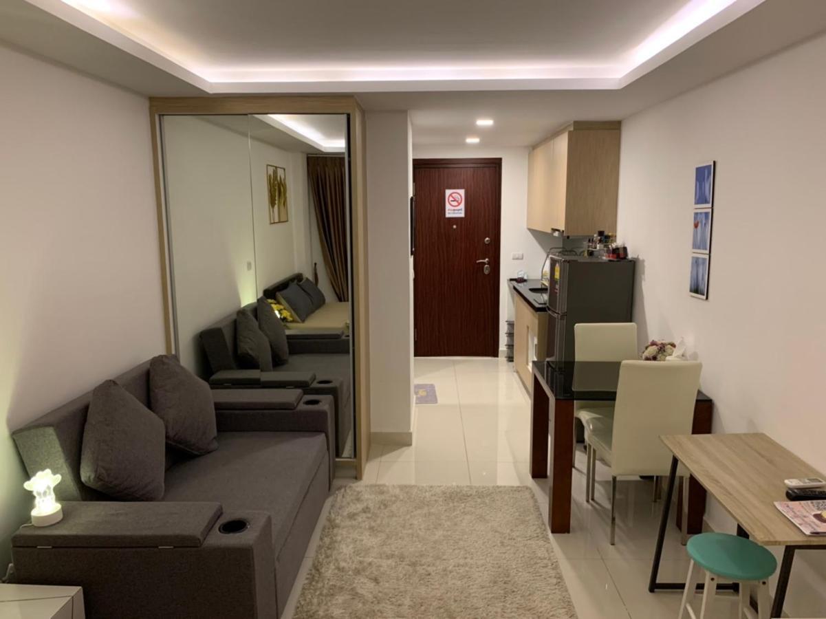 Laguna Beach Condo Resort 3 Maldives Pattaya Pool View ลากูน่า บีช คอนโด รีสอร์ต 3 พัทยา ジョムティエンビーチ エクステリア 写真