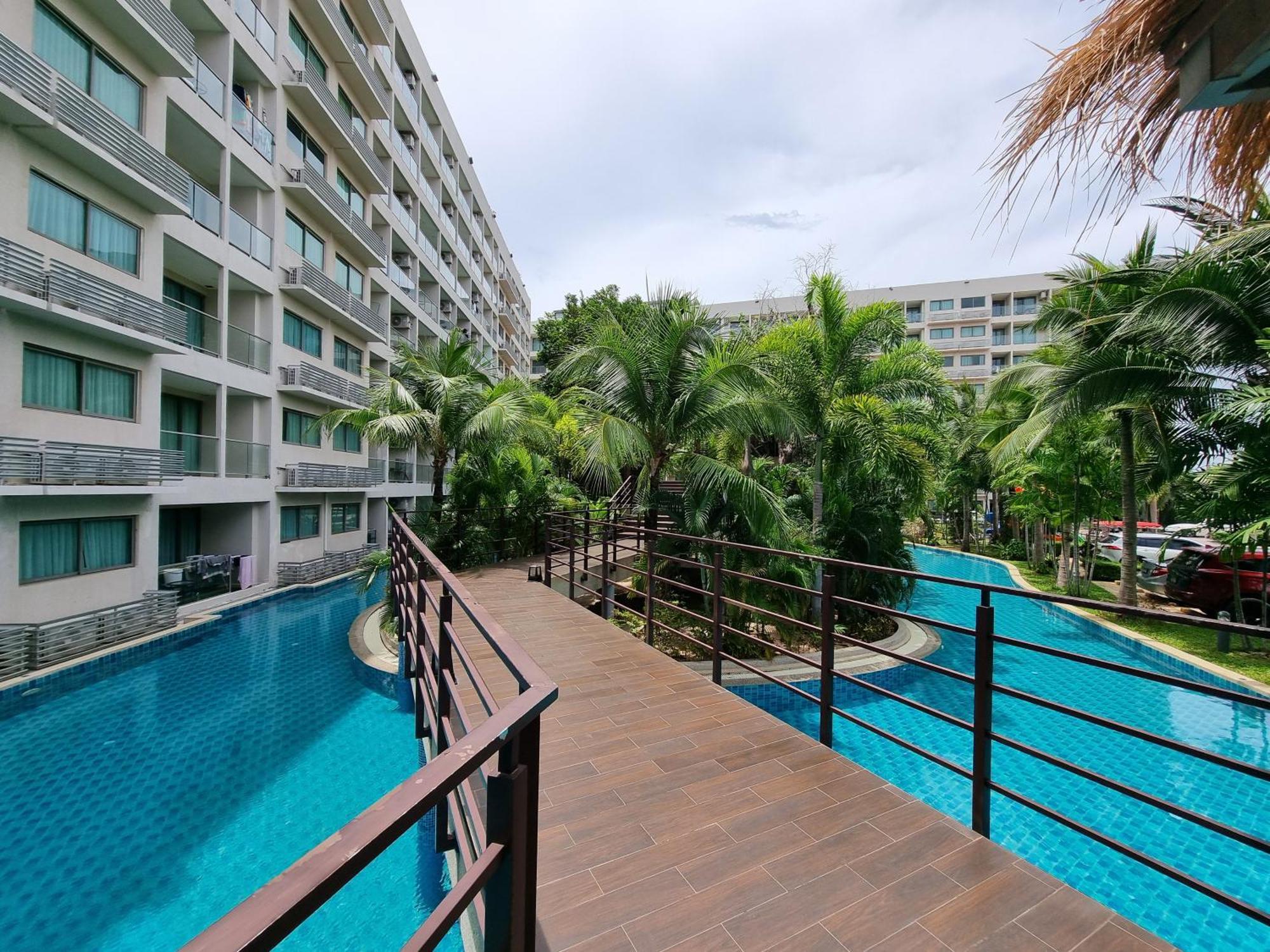 Laguna Beach Condo Resort 3 Maldives Pattaya Pool View ลากูน่า บีช คอนโด รีสอร์ต 3 พัทยา ジョムティエンビーチ エクステリア 写真
