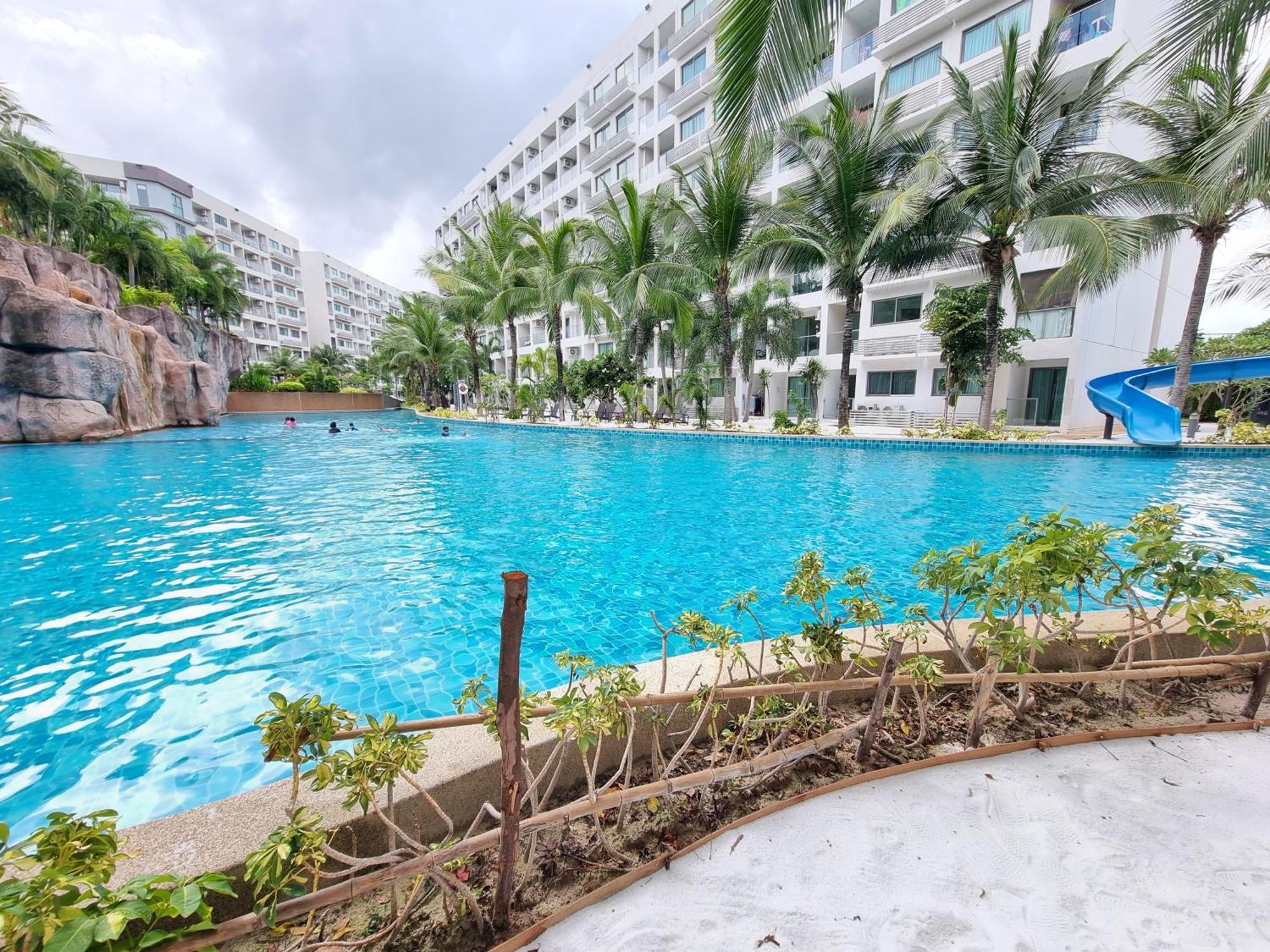 Laguna Beach Condo Resort 3 Maldives Pattaya Pool View ลากูน่า บีช คอนโด รีสอร์ต 3 พัทยา ジョムティエンビーチ エクステリア 写真