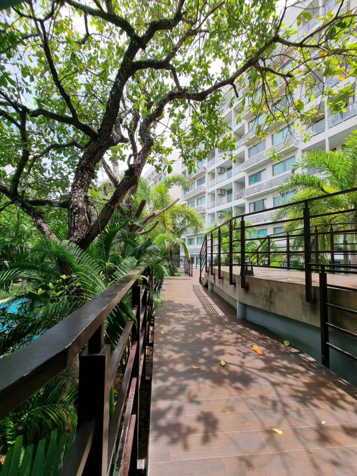 Laguna Beach Condo Resort 3 Maldives Pattaya Pool View ลากูน่า บีช คอนโด รีสอร์ต 3 พัทยา ジョムティエンビーチ エクステリア 写真